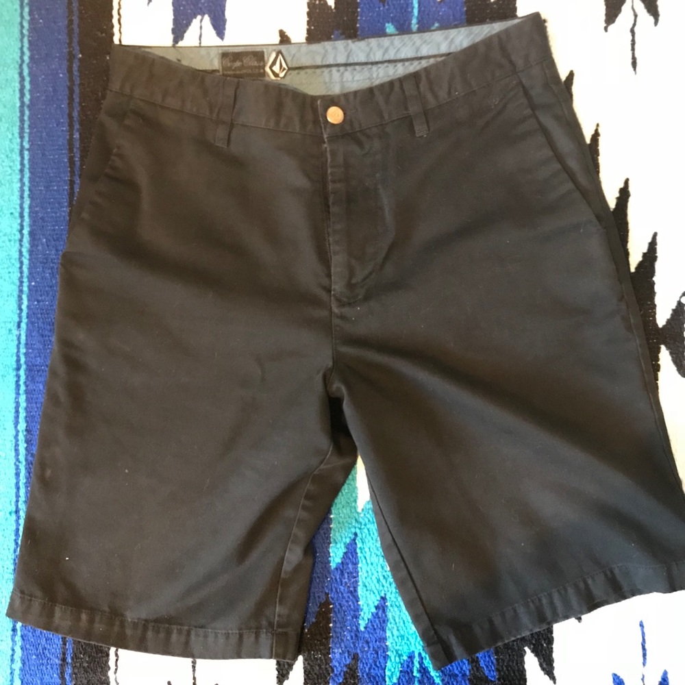 Men’s Volcom Sorts